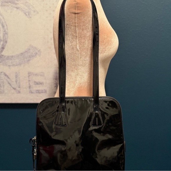 Andrea Mabiani Black Patent Work Tote. - Picture 1 of 9